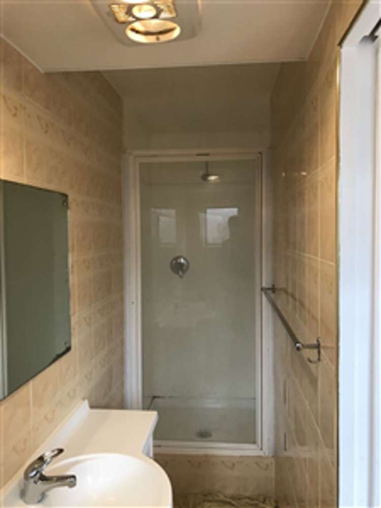 2b Pinewood Street Avondale_3