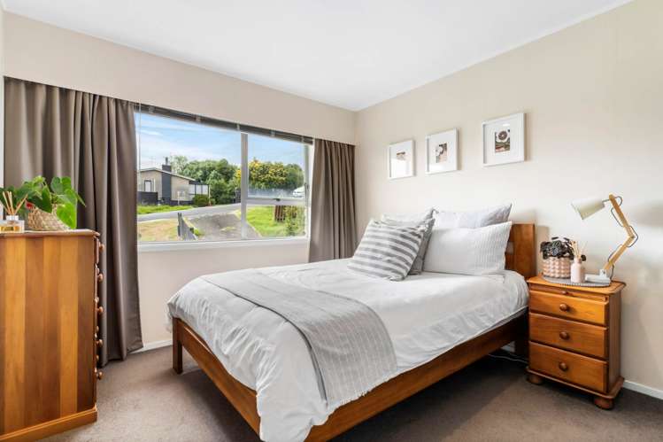 1/2 Ellice Road Totara Vale_9