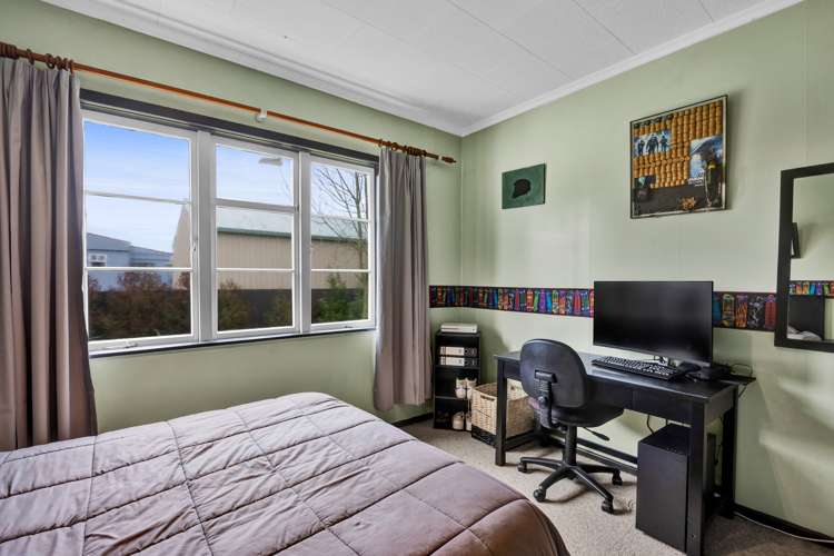 67 Orlando Street Stratford_12