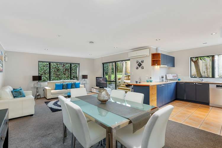 2/12 Varlene Terrace Forrest Hill_5