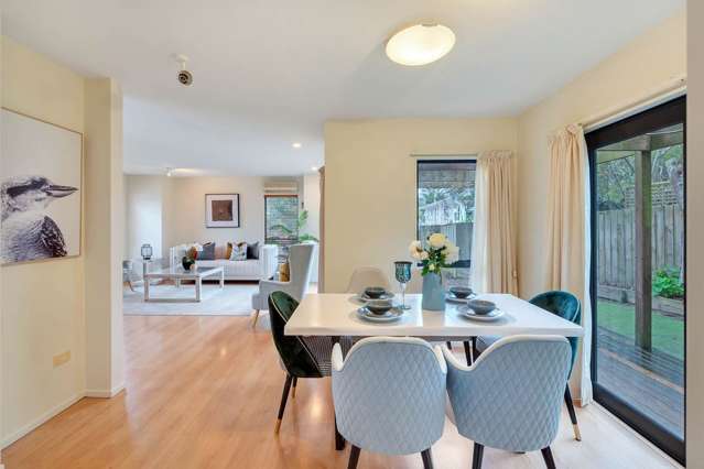 2/12 Philip Place Hillcrest_4