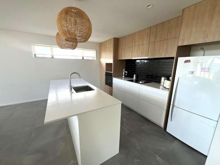 9 WHERIKO AVE "KAHAWAI POINT" Glenbrook_2