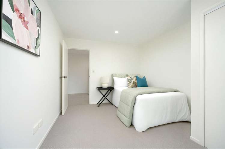 140D Hepburn Road Glendene_15