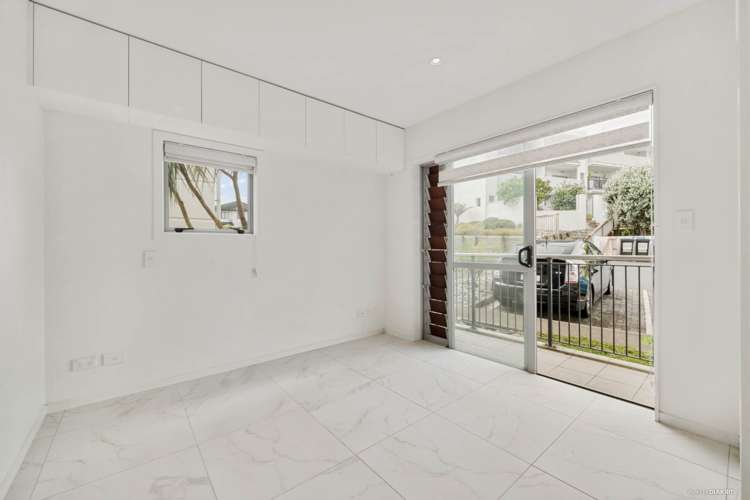 B1/60 Masons Road Oteha_7