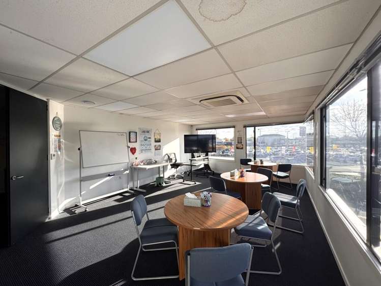 242 Ferry Road Waltham_11