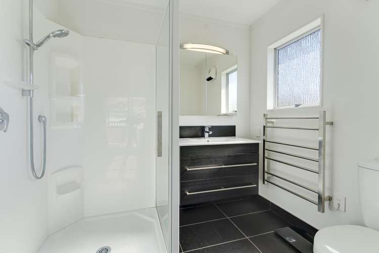 12 Cooper Place Richmond_13