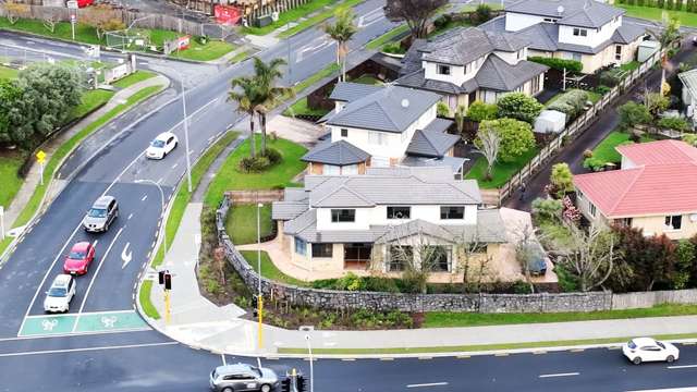 1 Medallion Drive Oteha_2