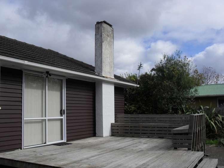 9 Aronui Terrace Kelston_14