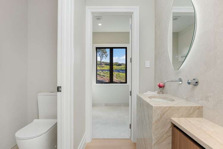 9 Halcyon Bay Lane Wainui_13