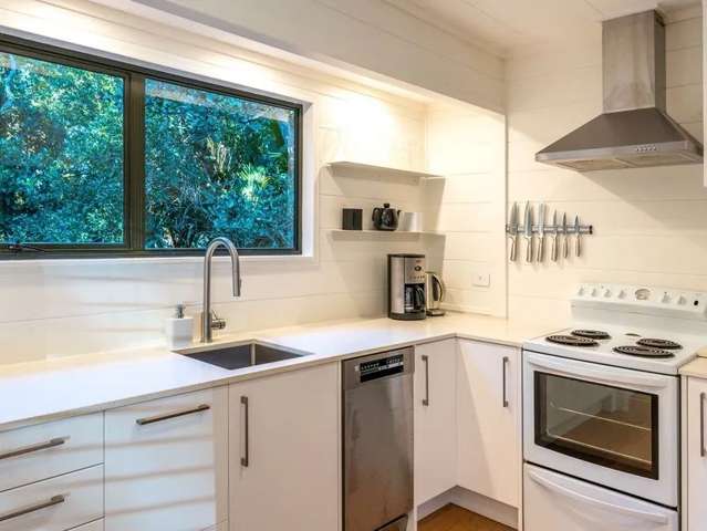 2 Karaka Road Oneroa_4