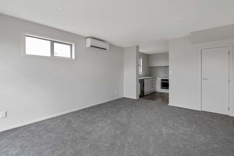 1 McGrath Way 1353_5