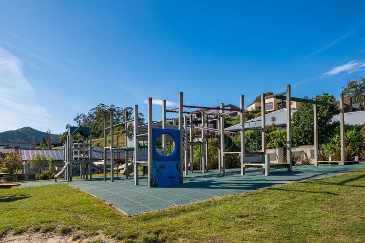 3 Fantail Heights Picton_17