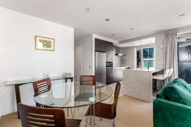 7i/245 Wakefield Street_2
