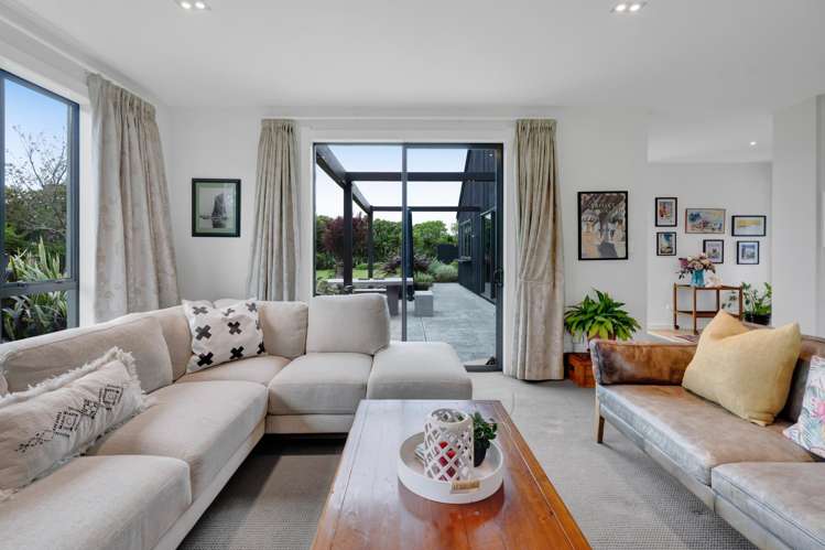 274 Lower Weld Road Oakura_10