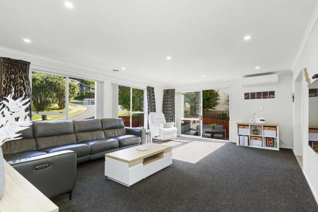 4 St Aidans Way Tawa_1