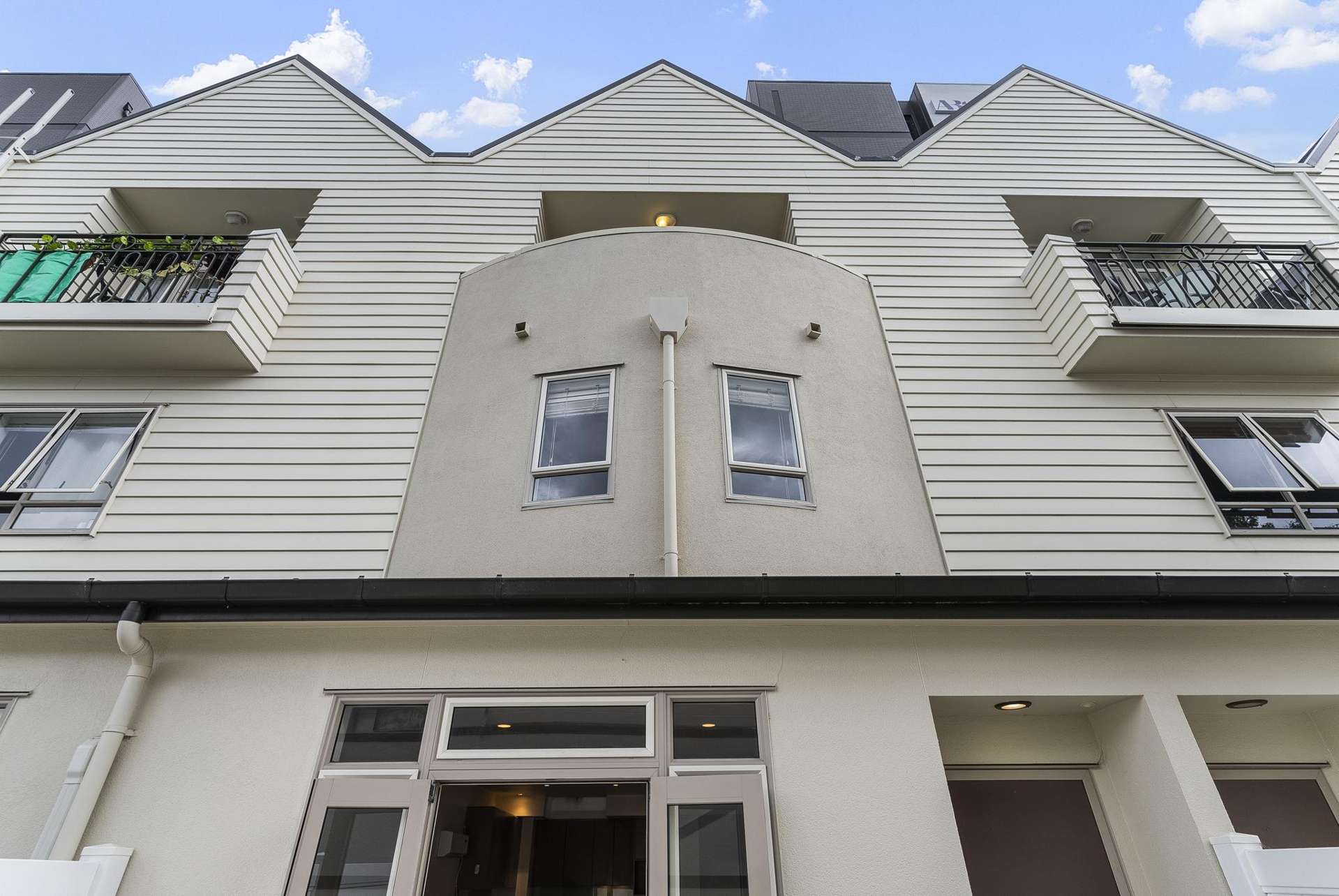 4/2 Upper Queen Street Auckland Central_0