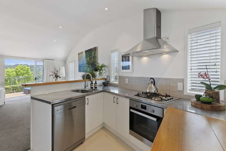 2/36 Pemberton Avenue Bayview_4