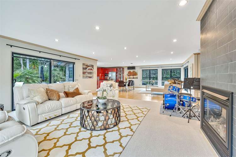 3 Fernbank Lane Greenhithe_21