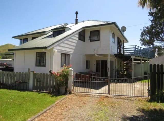 2BR Mahia Flat - Furnished & Fenced