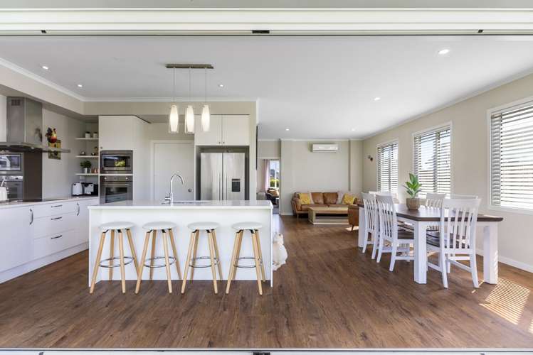 6 Turua Rise Karaka_43