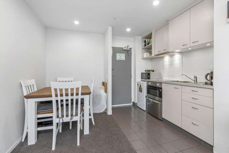 606/17 Amersham Way Manukau_15