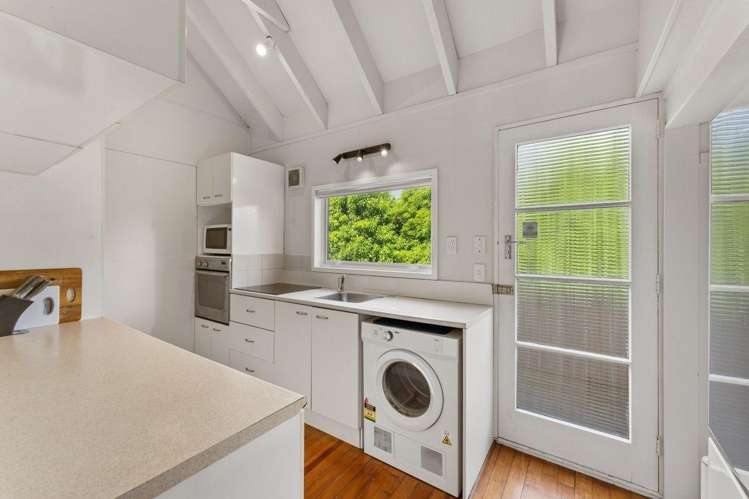  7 Annabell Grove Haywards_10