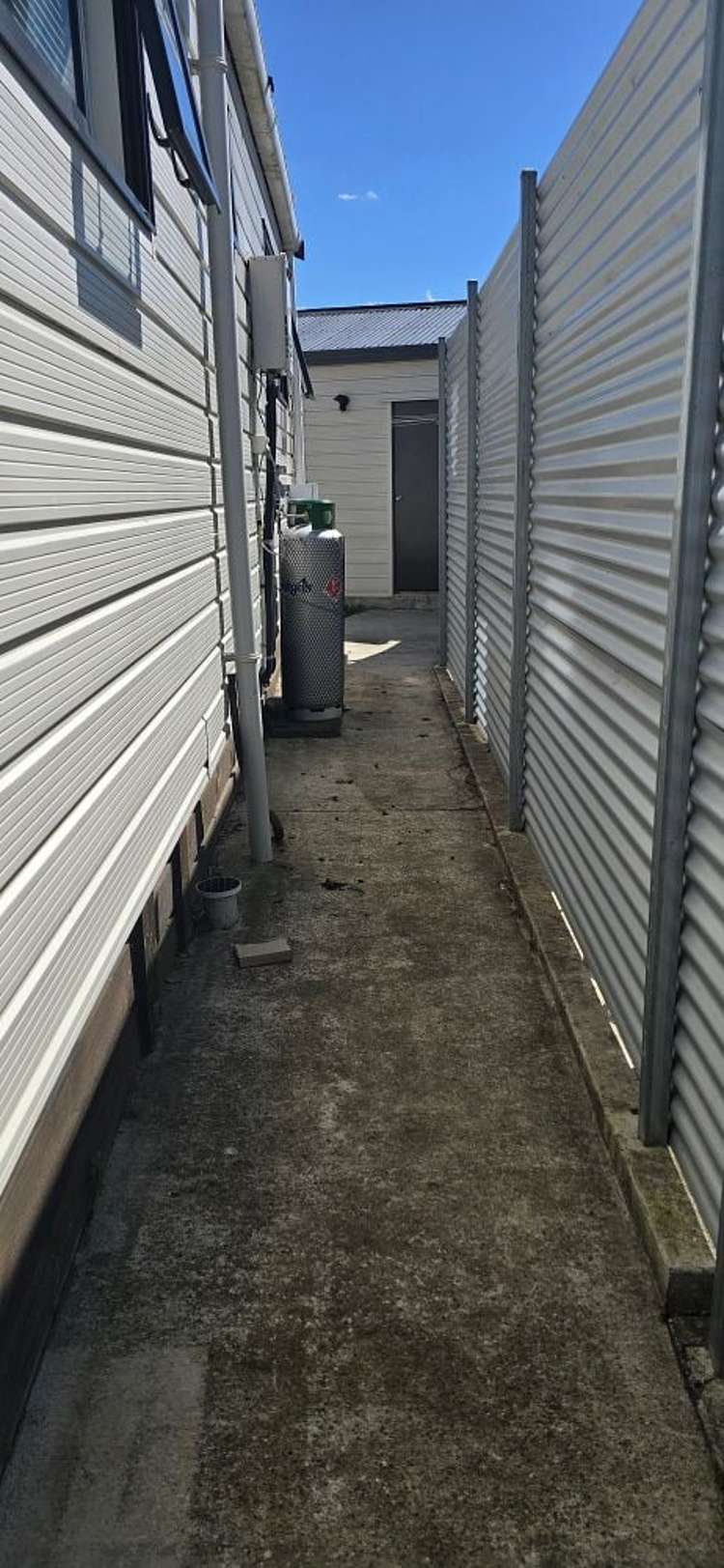 Address withheld Clive_10