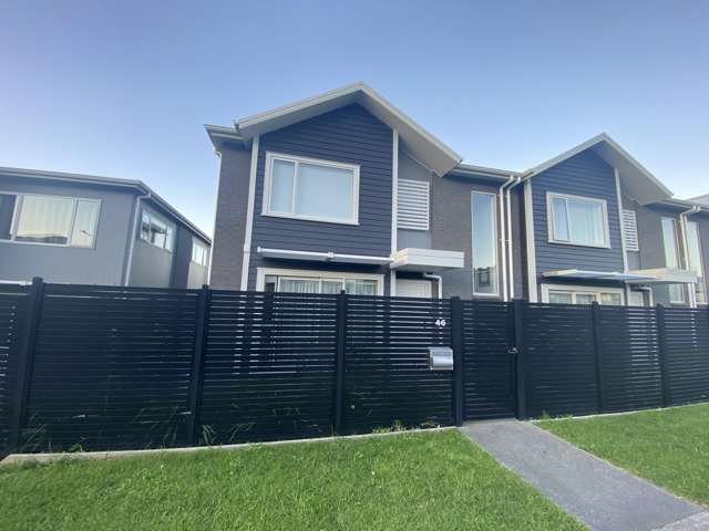 Smart Buying on a Sunny Corner Site