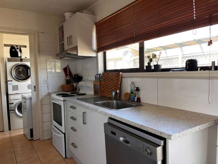 14b Walton Street Red Beach_3