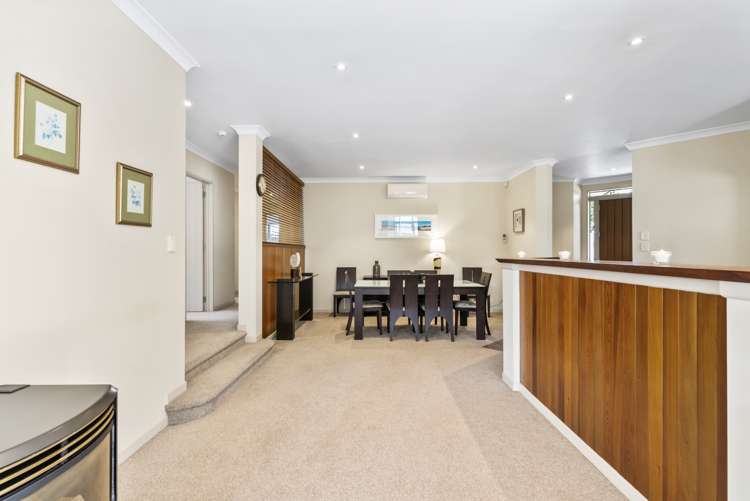 23 English Oak Drive Schnapper Rock_21