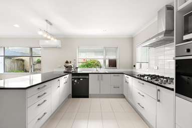 115 Barrington Drive_4