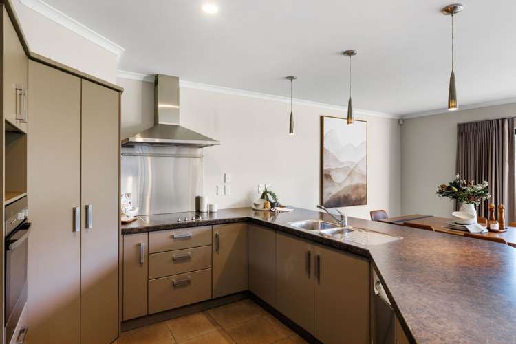 7 Heathfield Avenue Huntington_10