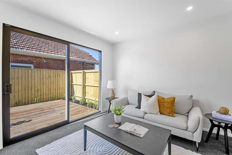 2/75 Randolph Street Woolston_4