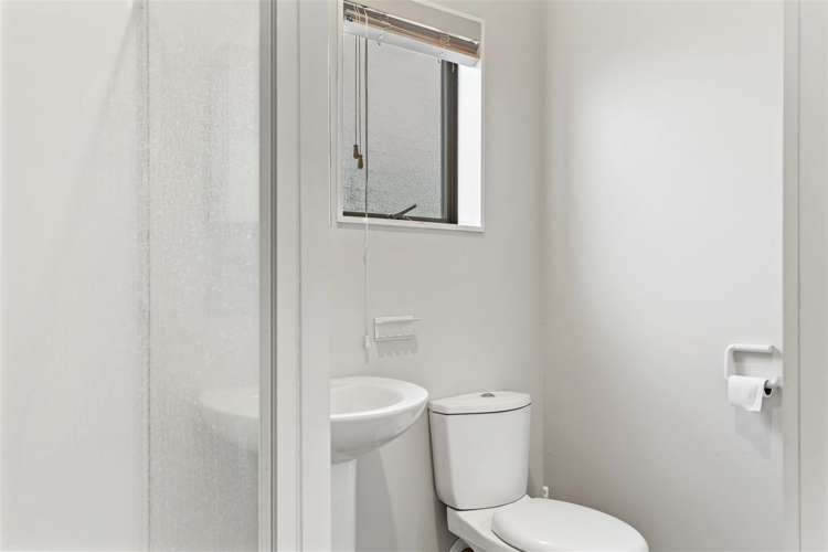 2581 South Eyre Road West Eyreton_12