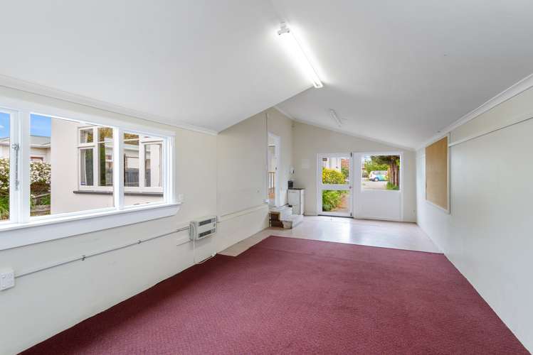 7 Aorangi Road Bryndwr_9