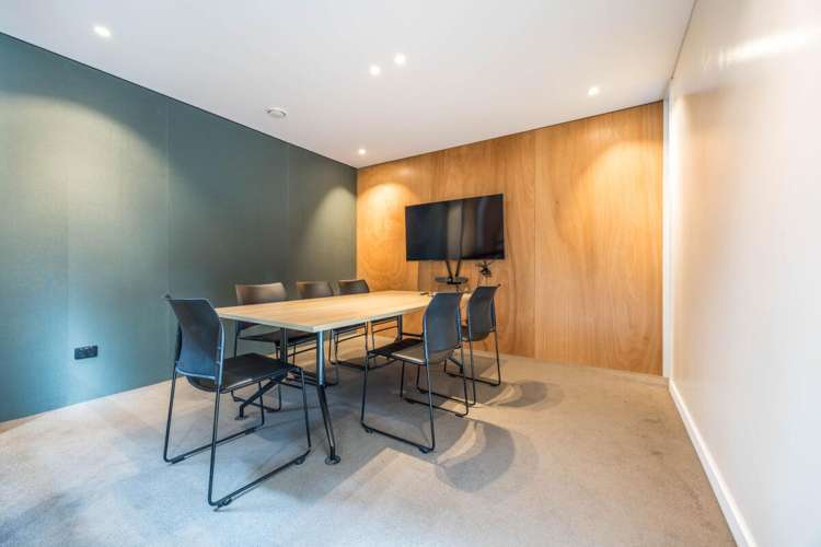 317 New North Road Kingsland_17