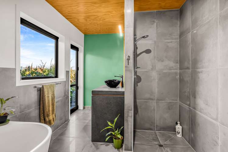 6831f Shwy 6 Charleston_11