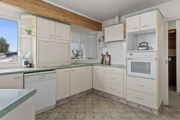 20 Hall Road Matua_5