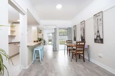 10 Aitken Place_4
