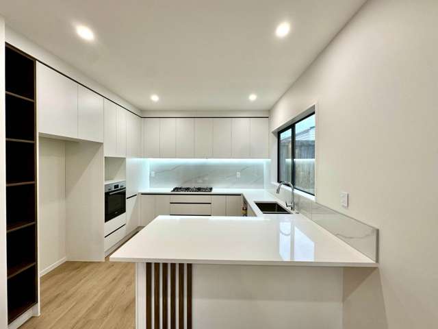 5C Patrice Place Massey_2