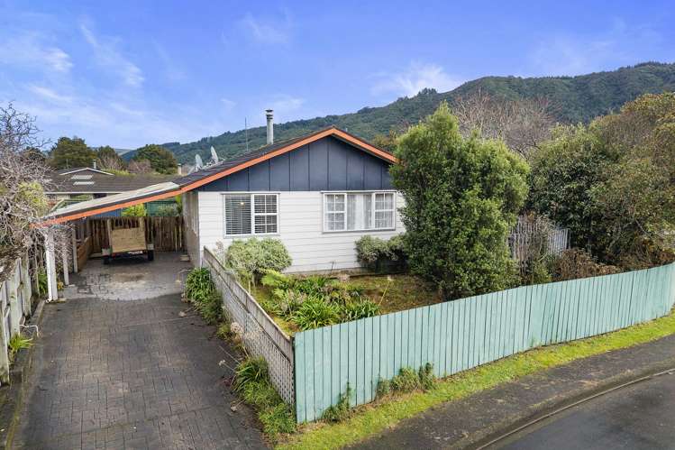 26 Kentucky Street Totara Park_18