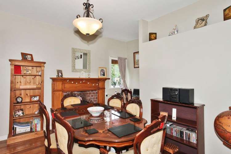 28 Sarsfield Street Southbridge_7