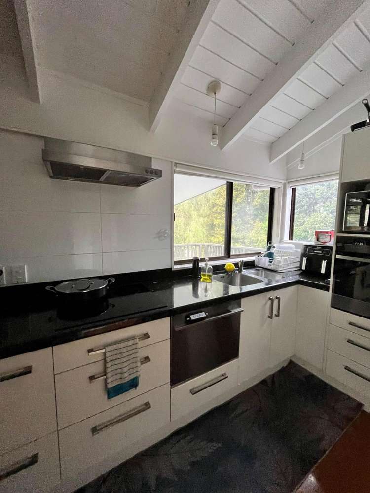 1A Mayfair Crescent Mairangi Bay_1