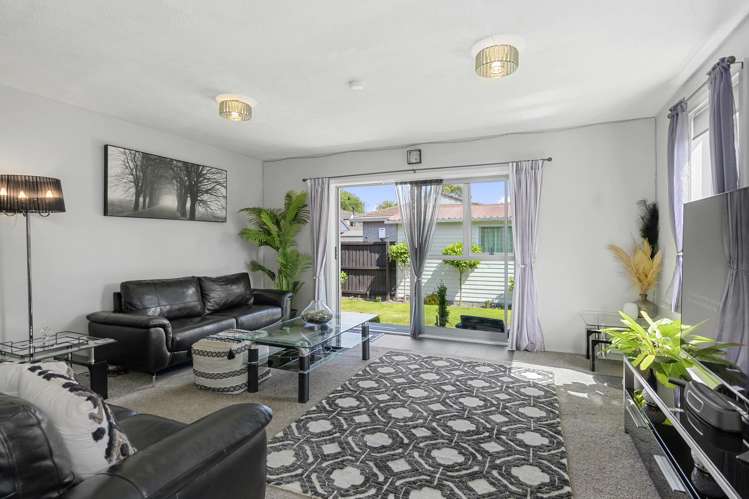 2/62A MacKenzie Avenue Woolston_1