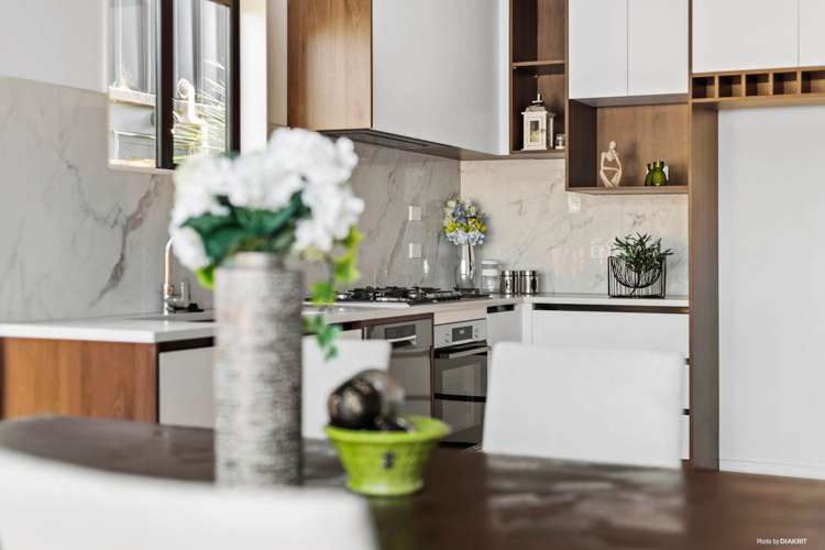 7b Sherwood Avenue Te Atatu South_1