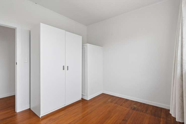 51 Douglas Street Okitu_8