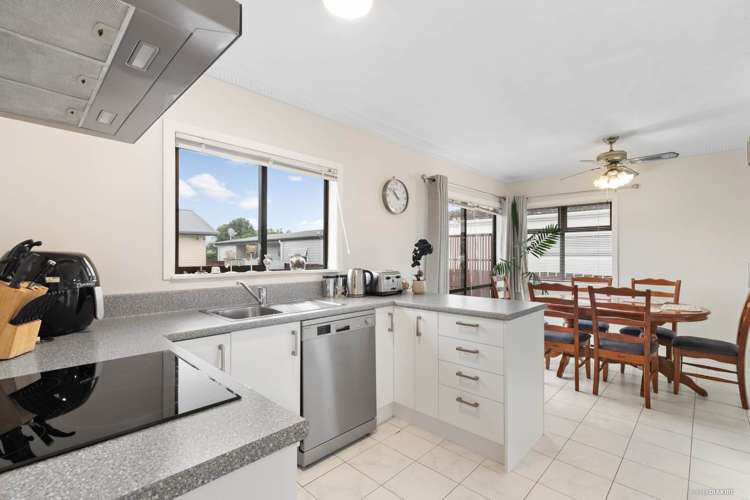 14 Peachgrove Road Te Atatu Peninsula_7