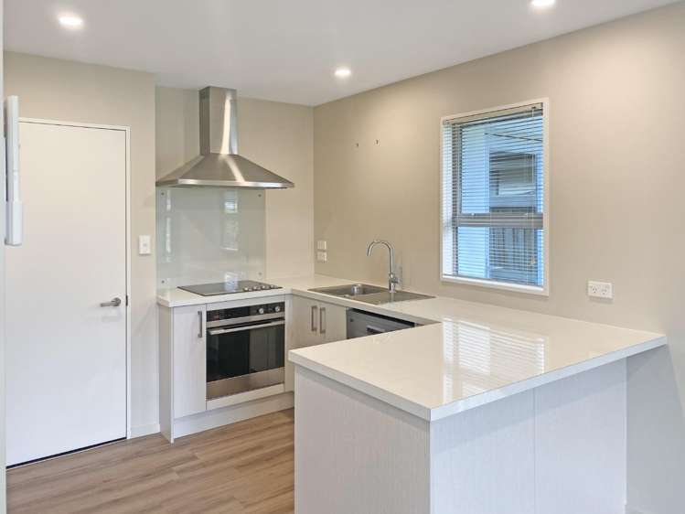 22 Helmore Street 11353_1