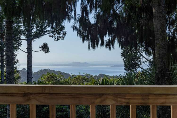 45 Tane Road Laingholm_13