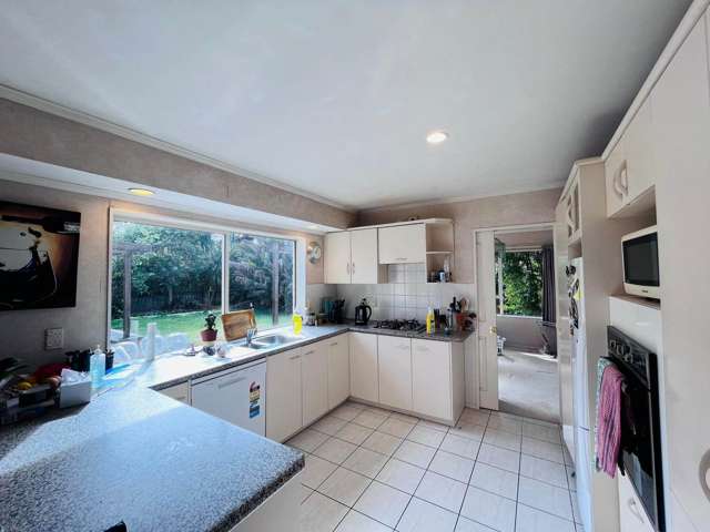 21 Tarnica Road Northpark_2